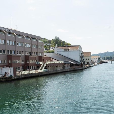 Maritim Fjordhotel Flekkefjord Exterior photo